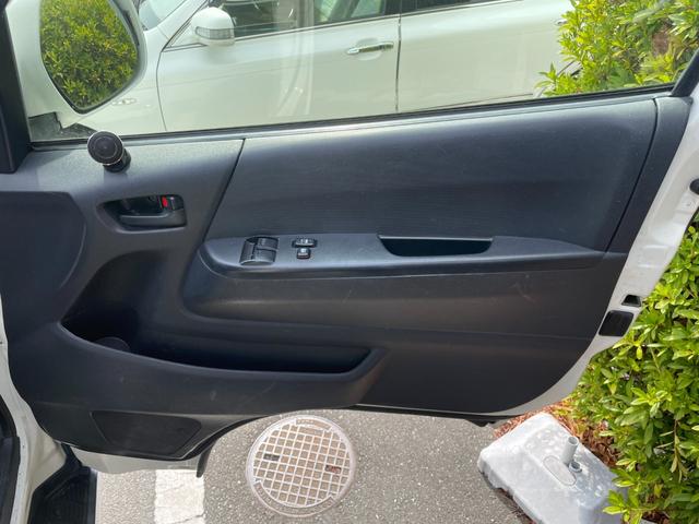 ハイエースバン ＤＸ　ＧＬパッケージ　ナビバックカメラＥＴＣ車載器５ドアロング３／６人乗り低床オートマガソリン車エアコンパワステパワーウィンドキーレスエントリーフル装備ヘッドライトレベライザー衝突安全ボディーフォグ電格ミラＧＬパッケージ白（40枚目）