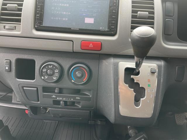 ハイエースバン ＤＸ　ＧＬパッケージ　ナビバックカメラＥＴＣ車載器５ドアロング３／６人乗り低床オートマガソリン車エアコンパワステパワーウィンドキーレスエントリーフル装備ヘッドライトレベライザー衝突安全ボディーフォグ電格ミラＧＬパッケージ白（75枚目）