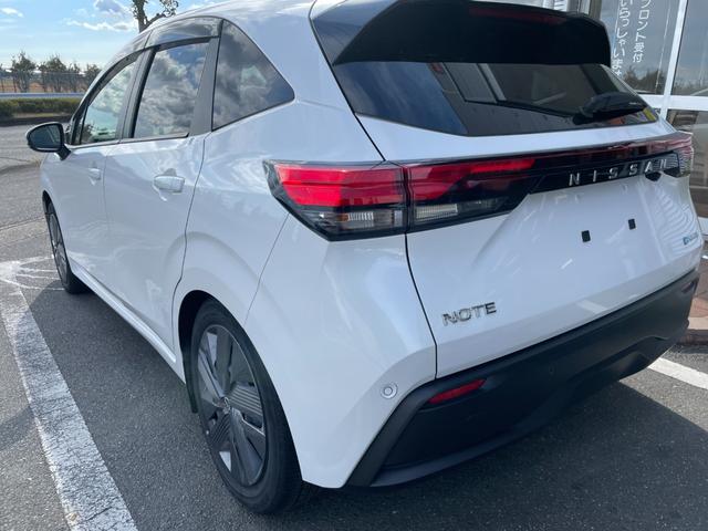 ノート Ｘ　冠水歴車ナビＴＶバックカメラＥＴＣ車載器禁煙車エマージェンシーブレーキ踏み間違え防止アダプティブＬＥＤヘッドＬＥＤフォグｅＰＯＷＥＲスマートキーＰスタートイモビ衝突安全ボディードライブレコーダー（23枚目）