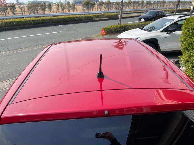 ノート ｅ－パワー　メダリスト　冠水歴車ナビＴＶアラウンドビューモニターエマージェンシーブレーキ禁煙車白線逸脱警報横滑り防止装置スマートキーＰスタートイモビライザー純正アルミ衝突安全ボディーステアリングスイッチ電格ミラー（23枚目）
