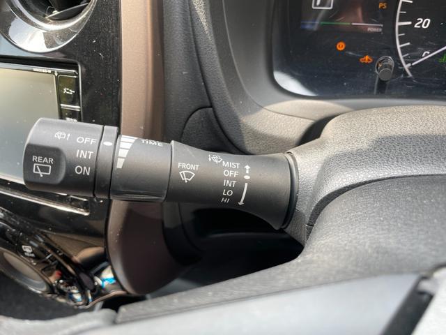 ノート ｅ－パワー　メダリスト　冠水歴車ナビＴＶアラウンドビューモニターエマージェンシーブレーキ禁煙車白線逸脱警報横滑り防止装置スマートキーＰスタートイモビライザー純正アルミ衝突安全ボディーステアリングスイッチ電格ミラー（73枚目）