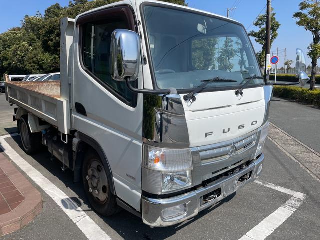 キャンター 全低床ダンプ　全低床強化ダンプ２ｔ積載３０００ｃｃディーゼルターボ５速ＭＴＥＴＣ車載器鳥居枕木荷台内寸長３０３ｃｍ幅１５９ｃｍ煽り高３２ｃｍ床面地上高８１ｃｍ道板掛けＡＵＸ入力キーレスエントリーメンテノート付（19枚目）