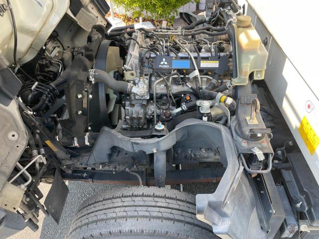 キャンター 全低床ダンプ　全低床強化ダンプ２ｔ積載３０００ｃｃディーゼルターボ５速ＭＴＥＴＣ車載器鳥居枕木荷台内寸長３０３ｃｍ幅１５９ｃｍ煽り高３２ｃｍ床面地上高８１ｃｍ道板掛けＡＵＸ入力キーレスエントリーメンテノート付（38枚目）