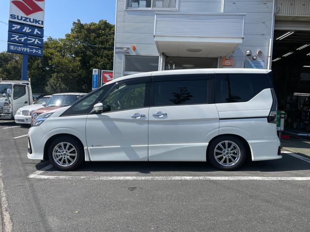 セレナ ｅ－パワー　ハイウェイスターＶ　冠水歴車ナビＴＶバックカメラアラウンドビューモニターＥＴＣ車載器禁煙車エマージェンシーブレーキセーフティパックＡインテリジェント　ルームミラーサイドカーテンエアバッグ両側パワスラスマートキー（15枚目）