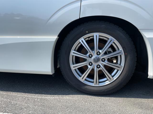 セレナ ｅ－パワー　ハイウェイスターＶ　冠水歴車ナビＴＶバックカメラアラウンドビューモニターＥＴＣ車載器禁煙車エマージェンシーブレーキセーフティパックＡインテリジェント　ルームミラーサイドカーテンエアバッグ両側パワスラスマートキー（34枚目）
