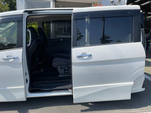 セレナ ｅ－パワー　ハイウェイスターＶ　冠水歴車ナビＴＶバックカメラアラウンドビューモニターＥＴＣ車載器禁煙車エマージェンシーブレーキセーフティパックＡインテリジェント　ルームミラーサイドカーテンエアバッグ両側パワスラスマートキー（49枚目）
