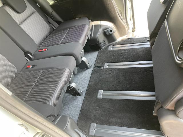 セレナ ｅ－パワー　ハイウェイスターＶ　冠水歴車ナビＴＶバックカメラアラウンドビューモニターＥＴＣ車載器禁煙車エマージェンシーブレーキセーフティパックＡインテリジェント　ルームミラーサイドカーテンエアバッグ両側パワスラスマートキー（60枚目）