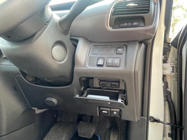 セレナ ｅ－パワー　ハイウェイスターＶ　冠水歴車ナビＴＶバックカメラアラウンドビューモニターＥＴＣ車載器禁煙車エマージェンシーブレーキセーフティパックＡインテリジェント　ルームミラーサイドカーテンエアバッグ両側パワスラスマートキー（72枚目）