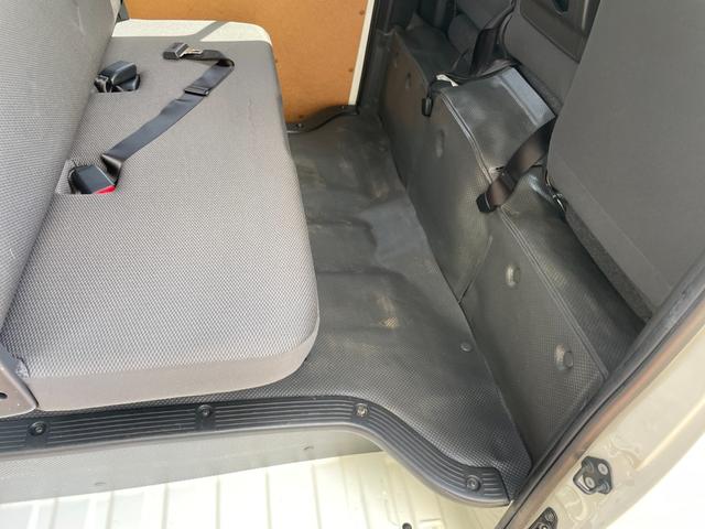 ハイエースバン ＤＸ　ＧＬパッケージ　冠水歴車５ドア３／６人乗りルーフキャリア付２８００ｃｃディーゼルターボ低床タイヤハウス有りナビＴＶバックカメラＥＴＣ車載器セーフティセンス衝突軽減ブレーキ付ＡＣＰＳＰＷキーレスエントリーフル装備（58枚目）