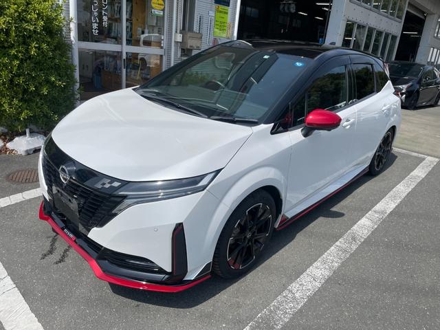 オーラ ニスモ　冠水歴車ナビＴＶアラウンドビューモニターＥＴＣ２．０禁煙車プロパイロットアダプティブクルーズコントロールデジタルインナーミラーブラインドスポットモニタースマートキー２本ＰスタートＬＥＤヘッド（2枚目）
