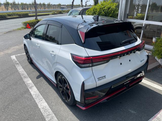 オーラ ニスモ　冠水歴車ナビＴＶアラウンドビューモニターＥＴＣ２．０禁煙車プロパイロットアダプティブクルーズコントロールデジタルインナーミラーブラインドスポットモニタースマートキー２本ＰスタートＬＥＤヘッド（13枚目）