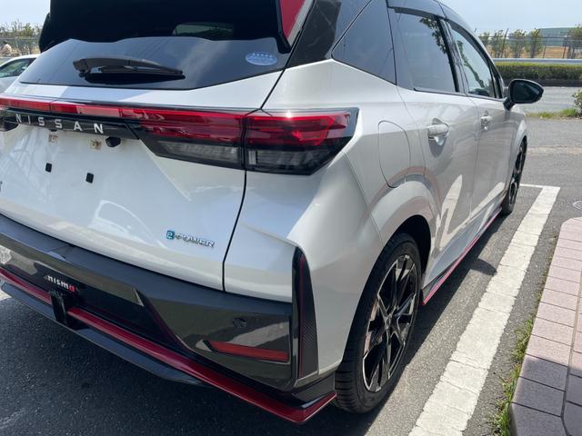 オーラ ニスモ　冠水歴車ナビＴＶアラウンドビューモニターＥＴＣ２．０禁煙車プロパイロットアダプティブクルーズコントロールデジタルインナーミラーブラインドスポットモニタースマートキー２本ＰスタートＬＥＤヘッド（20枚目）