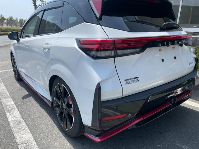 オーラ ニスモ　冠水歴車ナビＴＶアラウンドビューモニターＥＴＣ２．０禁煙車プロパイロットアダプティブクルーズコントロールデジタルインナーミラーブラインドスポットモニタースマートキー２本ＰスタートＬＥＤヘッド（22枚目）