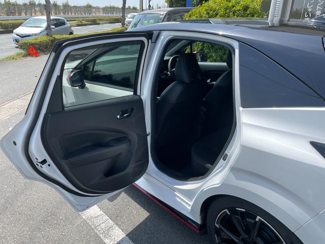 オーラ ニスモ　冠水歴車ナビＴＶアラウンドビューモニターＥＴＣ２．０禁煙車プロパイロットアダプティブクルーズコントロールデジタルインナーミラーブラインドスポットモニタースマートキー２本ＰスタートＬＥＤヘッド（49枚目）
