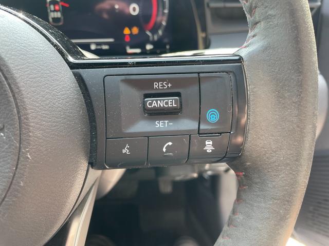 オーラ ニスモ　冠水歴車ナビＴＶアラウンドビューモニターＥＴＣ２．０禁煙車プロパイロットアダプティブクルーズコントロールデジタルインナーミラーブラインドスポットモニタースマートキー２本ＰスタートＬＥＤヘッド（75枚目）