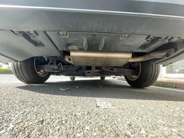 プリウス Ｓ　ナビＴＶバックカメラＥＴＣ車載器セーフティーセンス衝突軽減ブレーキ付プリクラッシュセーフティーレーダークルーズコントロール禁煙車スマートキー２本Ｐスタートイモビライザーメンテナンスノート取説ナビ取説付（21枚目）