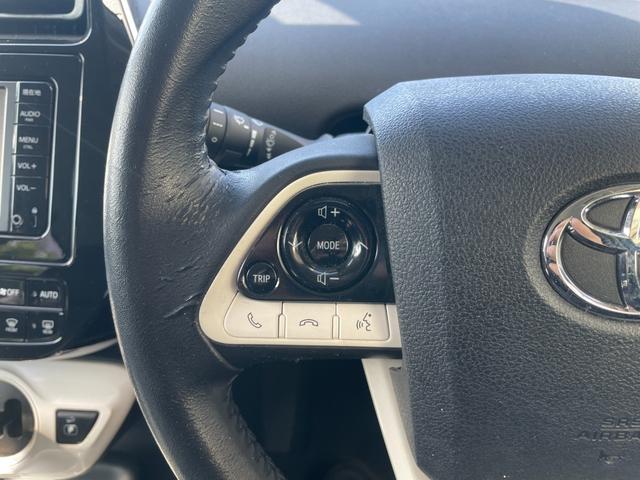 プリウス Ｓ　ナビＴＶバックカメラＥＴＣ車載器セーフティーセンス衝突軽減ブレーキ付プリクラッシュセーフティーレーダークルーズコントロール禁煙車スマートキー２本Ｐスタートイモビライザーメンテナンスノート取説ナビ取説付（67枚目）