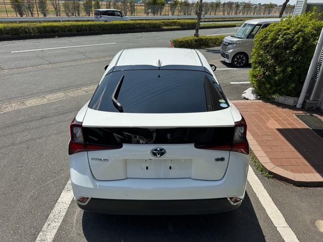 プリウス Ｓ　冠水歴車ナビＴＶバックカメラＥＴＣ車載器オートマチックハイビーム禁煙車セーフティーセンス衝突軽減ブレーキプリクラッシュセーフティー踏み間違え防止レーダークルコンスマートキーＰスタートオートライト（14枚目）