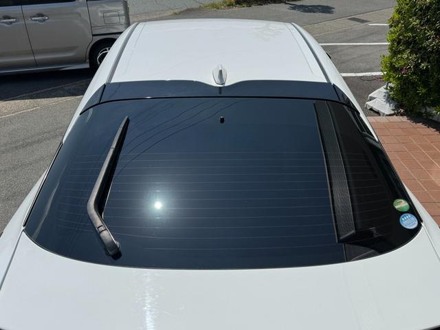 プリウス Ｓ　冠水歴車ナビＴＶバックカメラＥＴＣ車載器オートマチックハイビーム禁煙車セーフティーセンス衝突軽減ブレーキプリクラッシュセーフティー踏み間違え防止レーダークルコンスマートキーＰスタートオートライト（18枚目）