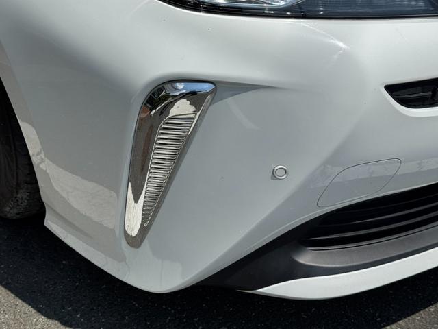 プリウス Ｓ　冠水歴車ナビＴＶバックカメラＥＴＣ車載器オートマチックハイビーム禁煙車セーフティーセンス衝突軽減ブレーキプリクラッシュセーフティー踏み間違え防止レーダークルコンスマートキーＰスタートオートライト（21枚目）