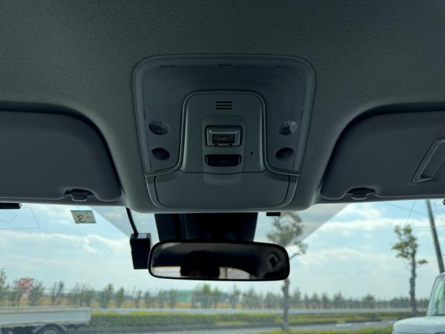 プリウス Ｓ　冠水歴車ナビＴＶバックカメラＥＴＣ車載器オートマチックハイビーム禁煙車セーフティーセンス衝突軽減ブレーキプリクラッシュセーフティー踏み間違え防止レーダークルコンスマートキーＰスタートオートライト（46枚目）