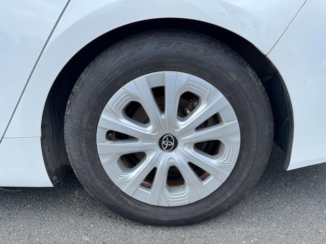 プリウス Ｓ　冠水歴車ナビＴＶバックカメラＥＴＣ車載器オートマチックハイビーム禁煙車セーフティーセンス衝突軽減ブレーキプリクラッシュセーフティー踏み間違え防止レーダークルコンスマートキーＰスタートオートライト（62枚目）