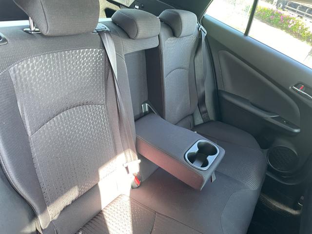 プリウス Ａ　冠水歴車ナビバックカメラＢＴ対応ＥＴＣ車載器セーフティーセンス衝突軽減ブレーキ付プリクラッシュセーフティーレーダークルコンパール白オートマチックハイビーム禁煙車衝突安全ボディーエアロ付（57枚目）