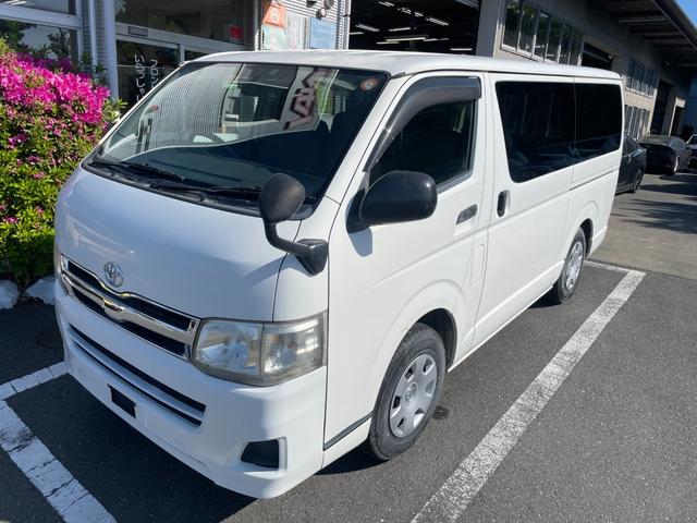 レジアスエースバン ロングＤＸ　ＧＬパッケージ　ロング５ドア３／６人乗り最大積載量１２５０ｋｇ低床タイヤハウス有りエアコンパワステパワーウィンドキーレスエントリーフル装備オートマガソリン車ドライブレコーダー衝突安全ボディー電格ミラーＧＬパッケージ（2枚目）