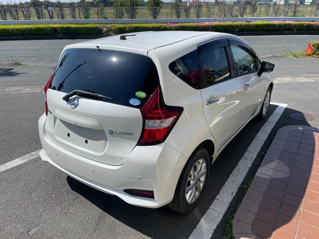 ノート ｅ－パワー　Ｘ　冠水歴車ナビＴＶバックカメラアラウンドビューモニターＣＤＤＶＤ再生ＢＴオーディオ対応エマージェンシーブレーキ衝突軽減ブレーキ電格ミラー横滑り防止衝突安全ボディーデジタルインナーミラー禁煙車（9枚目）
