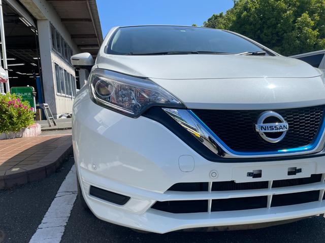 ノート ｅ－パワー　Ｘ　冠水歴車ナビＴＶバックカメラアラウンドビューモニターＣＤＤＶＤ再生ＢＴオーディオ対応エマージェンシーブレーキ衝突軽減ブレーキ電格ミラー横滑り防止衝突安全ボディーデジタルインナーミラー禁煙車（17枚目）