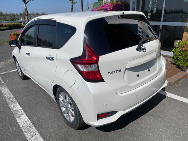 ノート ｅ－パワー　Ｘ　冠水歴車ナビＴＶバックカメラアラウンドビューモニターＣＤＤＶＤ再生ＢＴオーディオ対応エマージェンシーブレーキ衝突軽減ブレーキ電格ミラー横滑り防止衝突安全ボディーデジタルインナーミラー禁煙車（22枚目）