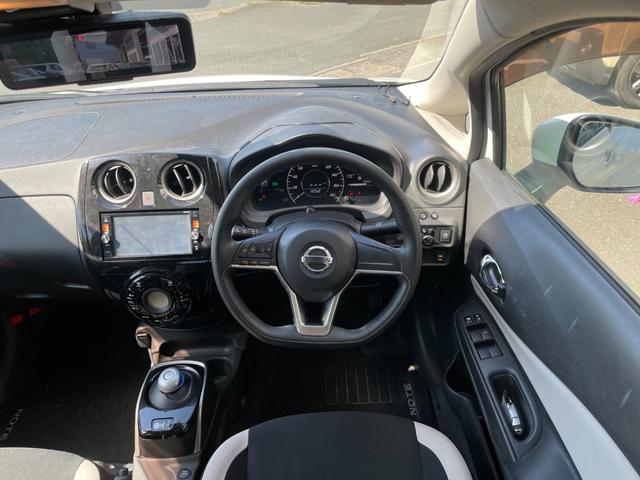 ノート ｅ－パワー　Ｘ　冠水歴車ナビＴＶバックカメラアラウンドビューモニターＣＤＤＶＤ再生ＢＴオーディオ対応エマージェンシーブレーキ衝突軽減ブレーキ電格ミラー横滑り防止衝突安全ボディーデジタルインナーミラー禁煙車（67枚目）