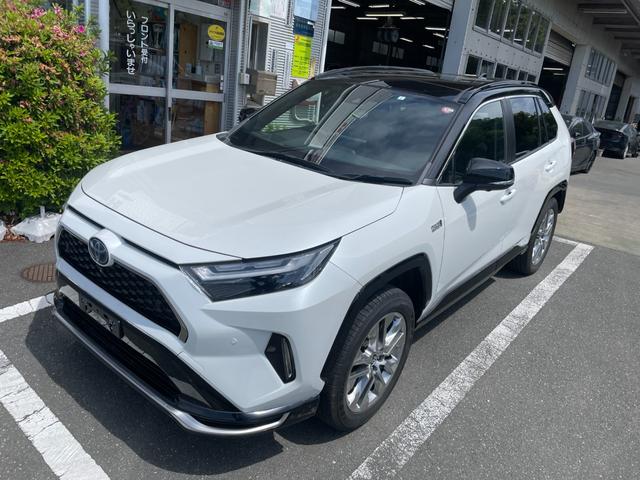 ＲＡＶ４ ＰＨＶ Ｚ　冠水歴車ナビＴＶ全方位モニターＢＴオーディオ対応スマートキーＰスタートフティーセンスプリクラッシュセーフティーレーダークルーズコントロール禁煙車ＥＴＣ２．０サンルーフＰＨＶ車シートエアコンＡＣ１００Ｖ（2枚目）