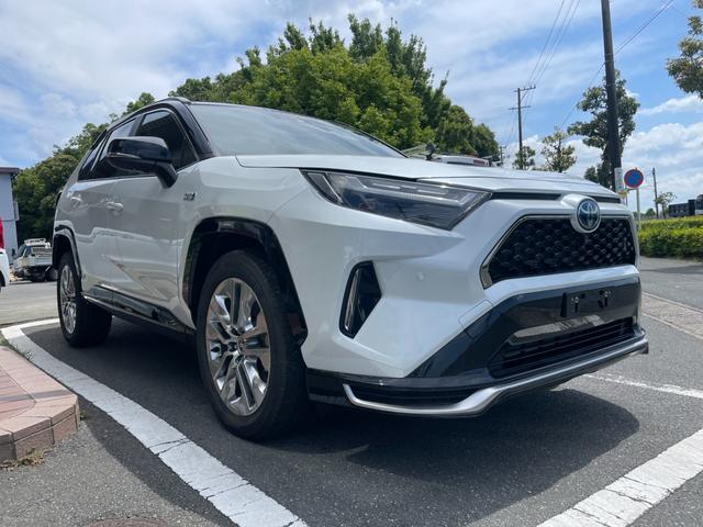 ＲＡＶ４ ＰＨＶ Ｚ　冠水歴車ナビＴＶ全方位モニターＢＴオーディオ対応スマートキーＰスタートフティーセンスプリクラッシュセーフティーレーダークルーズコントロール禁煙車ＥＴＣ２．０サンルーフＰＨＶ車シートエアコンＡＣ１００Ｖ（5枚目）