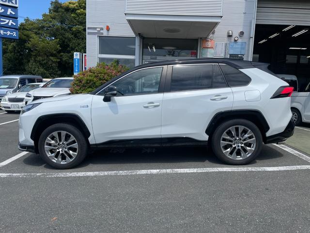 ＲＡＶ４ ＰＨＶ Ｚ　冠水歴車ナビＴＶ全方位モニターＢＴオーディオ対応スマートキーＰスタートフティーセンスプリクラッシュセーフティーレーダークルーズコントロール禁煙車ＥＴＣ２．０サンルーフＰＨＶ車シートエアコンＡＣ１００Ｖ（14枚目）