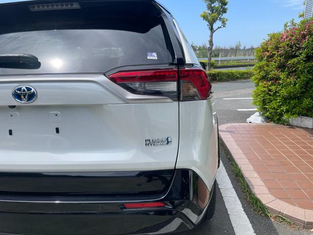 ＲＡＶ４ ＰＨＶ Ｚ　冠水歴車ナビＴＶ全方位モニターＢＴオーディオ対応スマートキーＰスタートフティーセンスプリクラッシュセーフティーレーダークルーズコントロール禁煙車ＥＴＣ２．０サンルーフＰＨＶ車シートエアコンＡＣ１００Ｖ（19枚目）