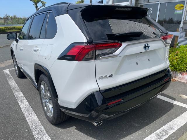 ＲＡＶ４ ＰＨＶ Ｚ　冠水歴車ナビＴＶ全方位モニターＢＴオーディオ対応スマートキーＰスタートフティーセンスプリクラッシュセーフティーレーダークルーズコントロール禁煙車ＥＴＣ２．０サンルーフＰＨＶ車シートエアコンＡＣ１００Ｖ（22枚目）