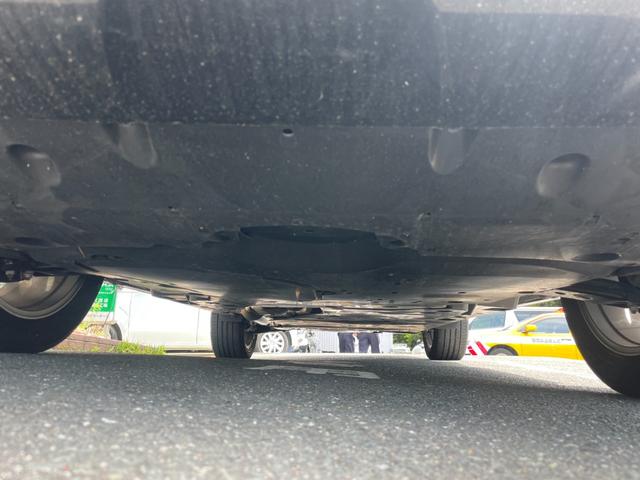 ＲＡＶ４ ＰＨＶ Ｚ　冠水歴車ナビＴＶ全方位モニターＢＴオーディオ対応スマートキーＰスタートフティーセンスプリクラッシュセーフティーレーダークルーズコントロール禁煙車ＥＴＣ２．０サンルーフＰＨＶ車シートエアコンＡＣ１００Ｖ（25枚目）