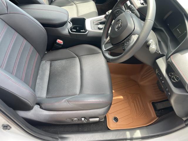 ＲＡＶ４ ＰＨＶ Ｚ　冠水歴車ナビＴＶ全方位モニターＢＴオーディオ対応スマートキーＰスタートフティーセンスプリクラッシュセーフティーレーダークルーズコントロール禁煙車ＥＴＣ２．０サンルーフＰＨＶ車シートエアコンＡＣ１００Ｖ（42枚目）
