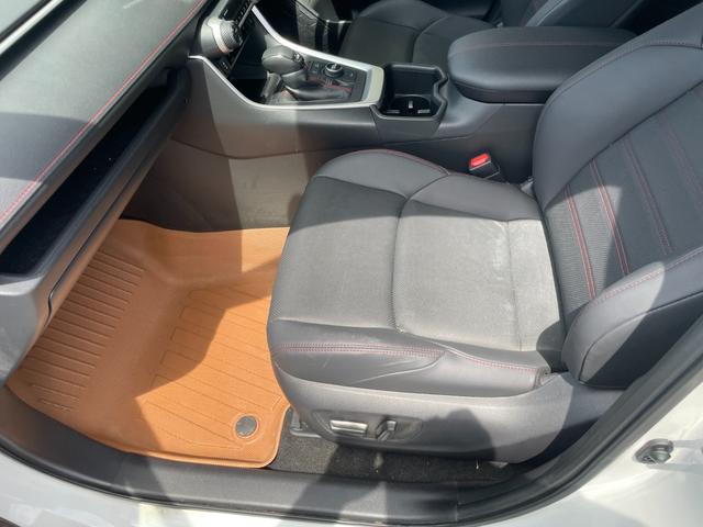 ＲＡＶ４ ＰＨＶ Ｚ　冠水歴車ナビＴＶ全方位モニターＢＴオーディオ対応スマートキーＰスタートフティーセンスプリクラッシュセーフティーレーダークルーズコントロール禁煙車ＥＴＣ２．０サンルーフＰＨＶ車シートエアコンＡＣ１００Ｖ（47枚目）