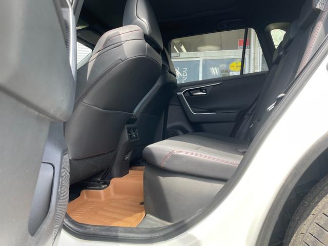 ＲＡＶ４ ＰＨＶ Ｚ　冠水歴車ナビＴＶ全方位モニターＢＴオーディオ対応スマートキーＰスタートフティーセンスプリクラッシュセーフティーレーダークルーズコントロール禁煙車ＥＴＣ２．０サンルーフＰＨＶ車シートエアコンＡＣ１００Ｖ（53枚目）
