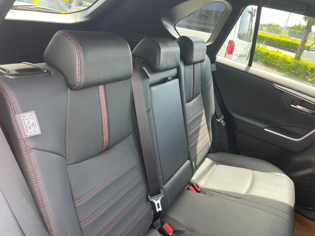 ＲＡＶ４ ＰＨＶ Ｚ　冠水歴車ナビＴＶ全方位モニターＢＴオーディオ対応スマートキーＰスタートフティーセンスプリクラッシュセーフティーレーダークルーズコントロール禁煙車ＥＴＣ２．０サンルーフＰＨＶ車シートエアコンＡＣ１００Ｖ（56枚目）