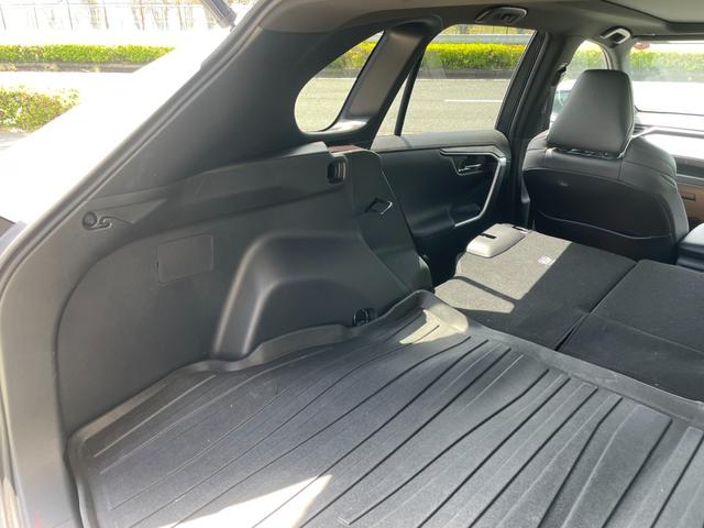 ＲＡＶ４ ＰＨＶ Ｚ　冠水歴車ナビＴＶ全方位モニターＢＴオーディオ対応スマートキーＰスタートフティーセンスプリクラッシュセーフティーレーダークルーズコントロール禁煙車ＥＴＣ２．０サンルーフＰＨＶ車シートエアコンＡＣ１００Ｖ（63枚目）