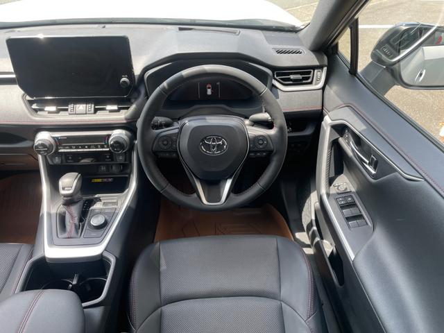 ＲＡＶ４ ＰＨＶ Ｚ　冠水歴車ナビＴＶ全方位モニターＢＴオーディオ対応スマートキーＰスタートフティーセンスプリクラッシュセーフティーレーダークルーズコントロール禁煙車ＥＴＣ２．０サンルーフＰＨＶ車シートエアコンＡＣ１００Ｖ（65枚目）
