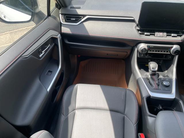 ＲＡＶ４ ＰＨＶ Ｚ　冠水歴車ナビＴＶ全方位モニターＢＴオーディオ対応スマートキーＰスタートフティーセンスプリクラッシュセーフティーレーダークルーズコントロール禁煙車ＥＴＣ２．０サンルーフＰＨＶ車シートエアコンＡＣ１００Ｖ（66枚目）