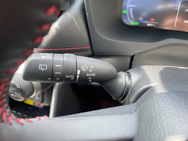 ＲＡＶ４ ＰＨＶ Ｚ　冠水歴車ナビＴＶ全方位モニターＢＴオーディオ対応スマートキーＰスタートフティーセンスプリクラッシュセーフティーレーダークルーズコントロール禁煙車ＥＴＣ２．０サンルーフＰＨＶ車シートエアコンＡＣ１００Ｖ（71枚目）