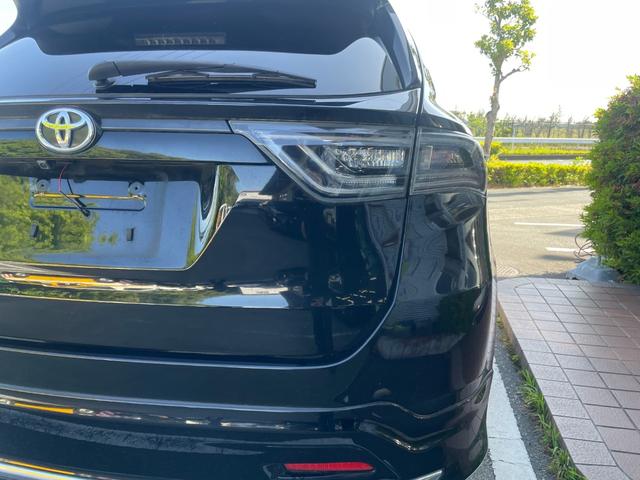 ハリアー プレミアム　冠水歴車ナビバックカメラセーフティーセンス衝突軽減ブレーキ付プリクラッシュセーフティークルーズコントロールスマートキーＰスタートパワーバックドア衝突安全ボディー純正アルミオートマチックハイビーム（19枚目）