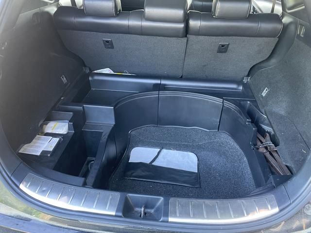 ハリアー プレミアム　冠水歴車ナビバックカメラセーフティーセンス衝突軽減ブレーキ付プリクラッシュセーフティークルーズコントロールスマートキーＰスタートパワーバックドア衝突安全ボディー純正アルミオートマチックハイビーム（61枚目）