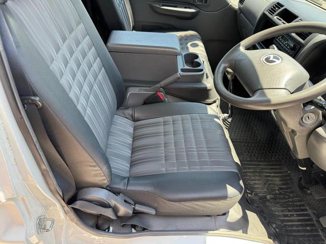 ボンゴトラック シングルワイドローＤＸ　法人ワンオーナーＡＣＰＳＰＷキーレスエントリーフル装備シングルタイヤワイドローＥＴＣ車載器５ＭＴ最大積載量１１５０ｋｇ荷台内寸長２４７ｃｍ幅１６０ｃｍ高３８ｃｍスチール荷台三方開スペアキー付ガソリン車（43枚目）