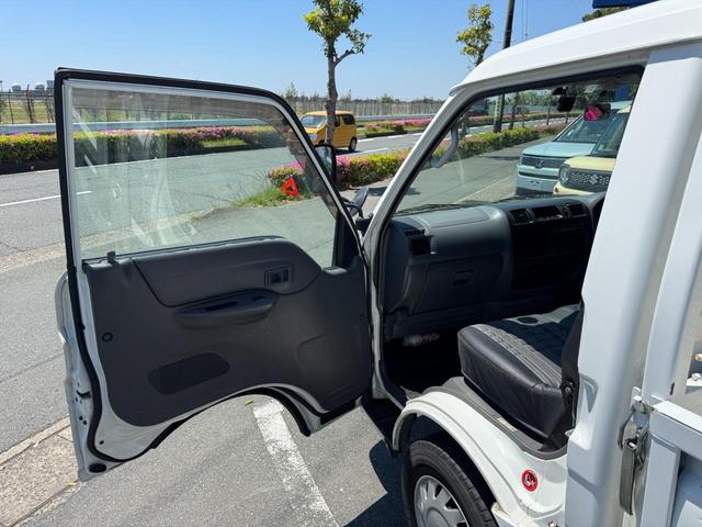 ボンゴトラック シングルワイドローＤＸ　法人ワンオーナーＡＣＰＳＰＷキーレスエントリーフル装備シングルタイヤワイドローＥＴＣ車載器５ＭＴ最大積載量１１５０ｋｇ荷台内寸長２４７ｃｍ幅１６０ｃｍ高３８ｃｍスチール荷台三方開スペアキー付ガソリン車（45枚目）